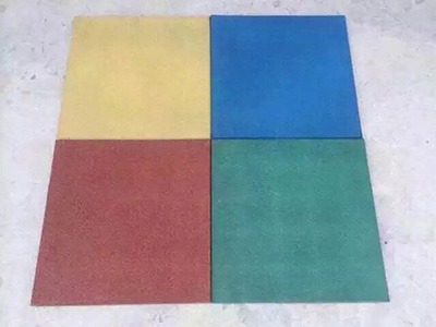 500X500橡膠地墊